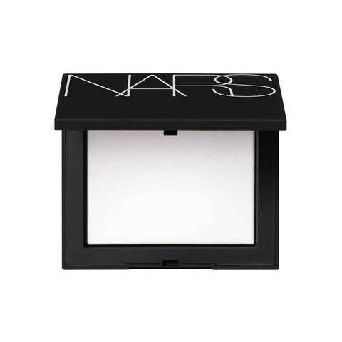 C01. LIGHT REFLECTING PRESSED SETTING POWDER